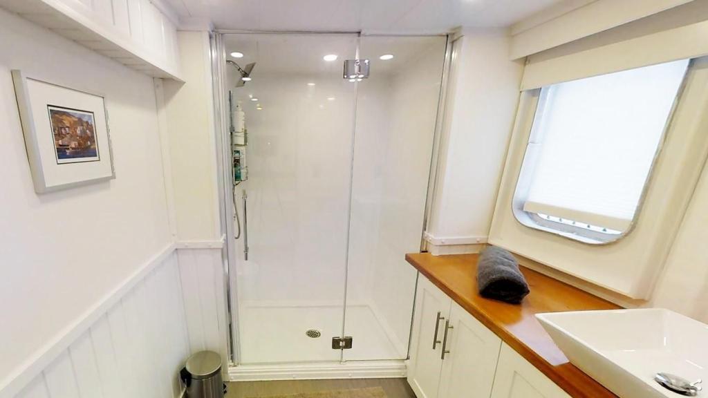 Photo 72: Silhouette Aldabra Expeditions - Seychelles (Seychelles)