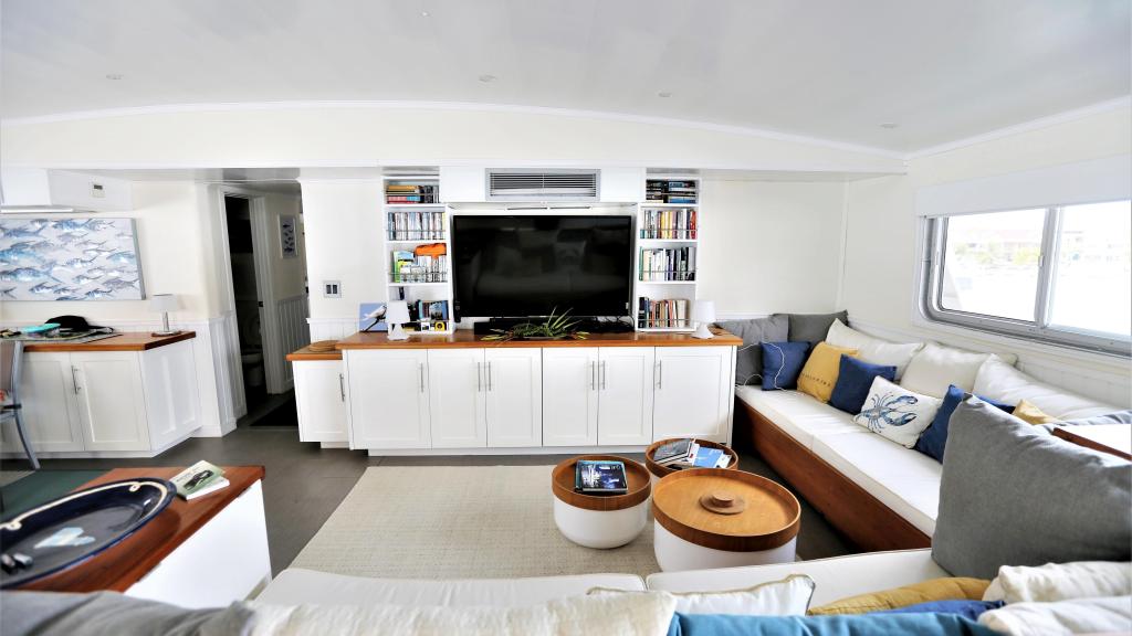 Photo 66: Silhouette Aldabra Expeditions - Seychelles (Seychelles)