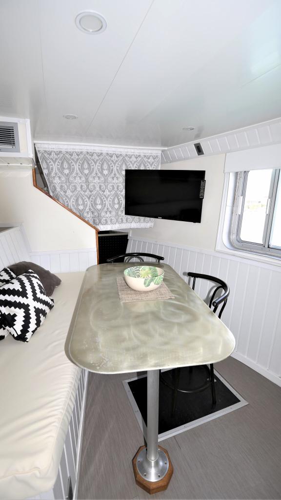 Photo 71: Silhouette Aldabra Expeditions - Seychelles (Seychelles)