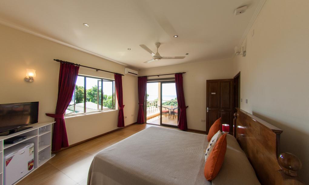 Charlotte Villa - Camera Deluxe