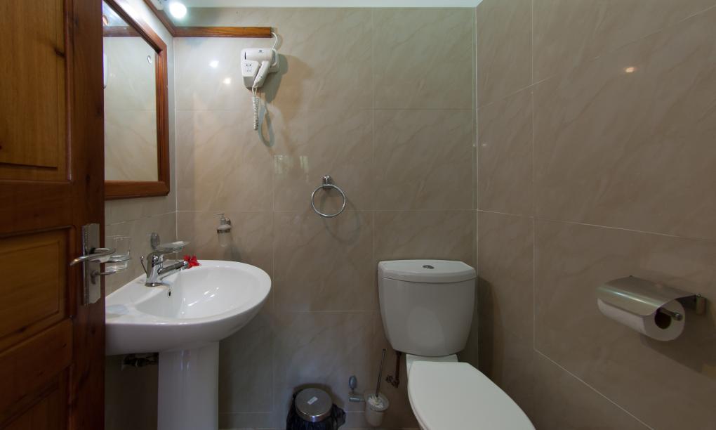 La Fontaine Holiday Apartments and Villas - Three-Bedroom Villa