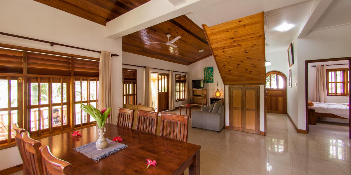 La Fontaine Holiday Apartments and Villas - Three-Bedroom Villa