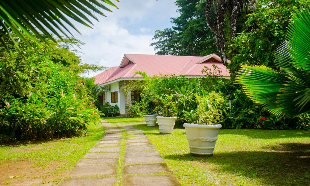 Villa Rafia