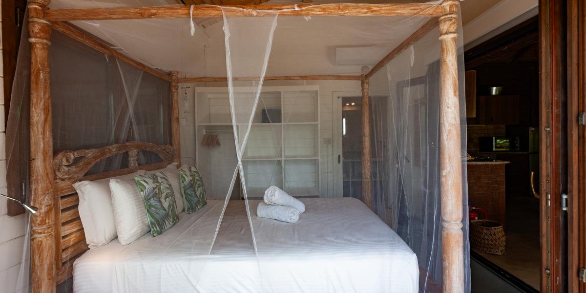 La Pointe Beach Huts - Hummingbird Beach Hut