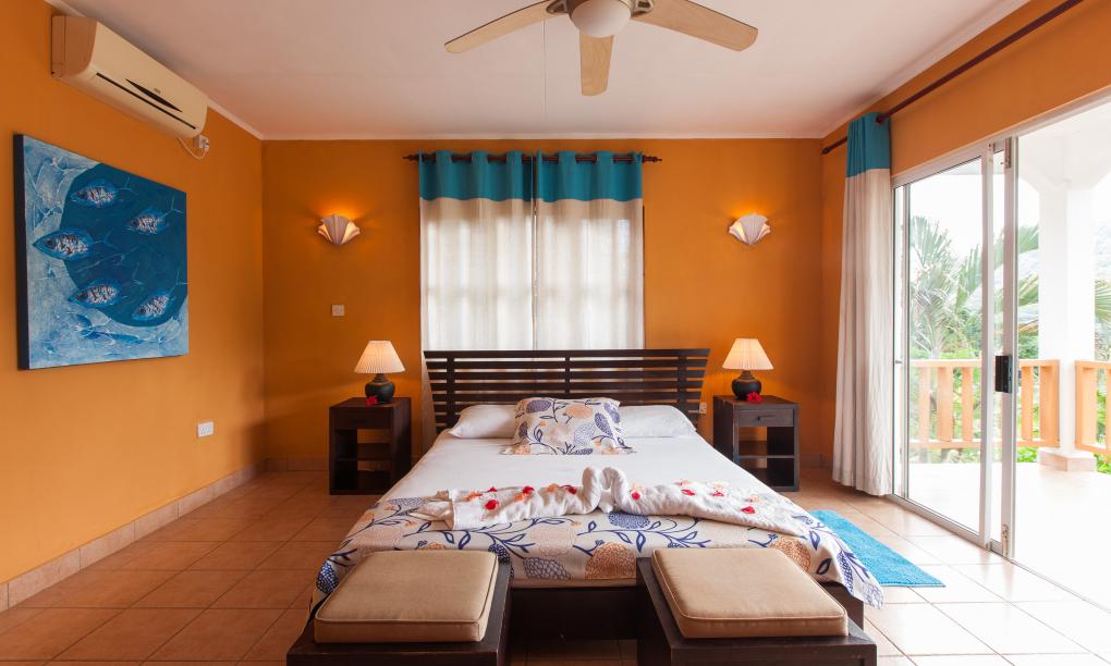 South Point Chalets - 1-Bedroom Villa