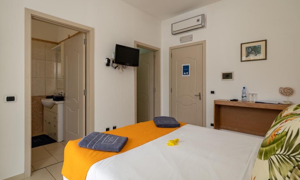 Villa Roscia - Ocean View Room