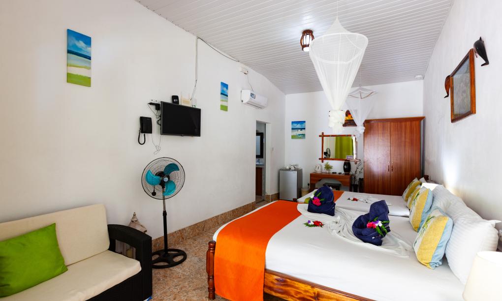 Rising Sun Guesthouse - Triple Standard Room