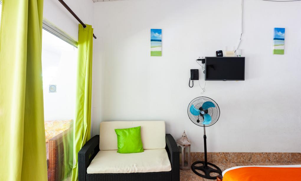 Rising Sun Guesthouse - Triple Standard Room