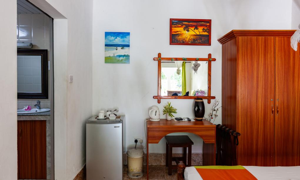 Rising Sun Guesthouse - Triple Standard Room