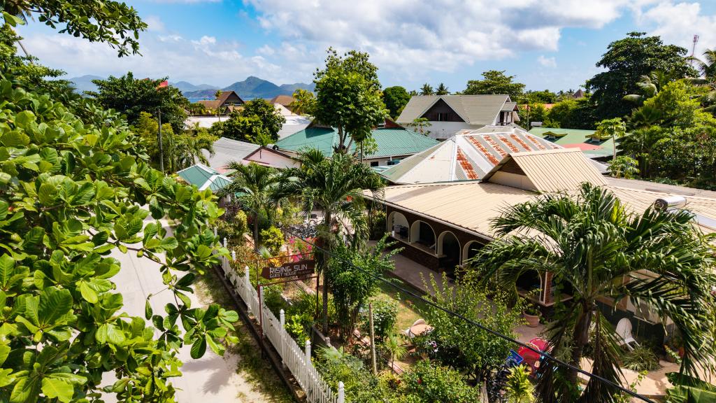 Photo 36: Rising Sun Guesthouse - La Digue (Seychelles)