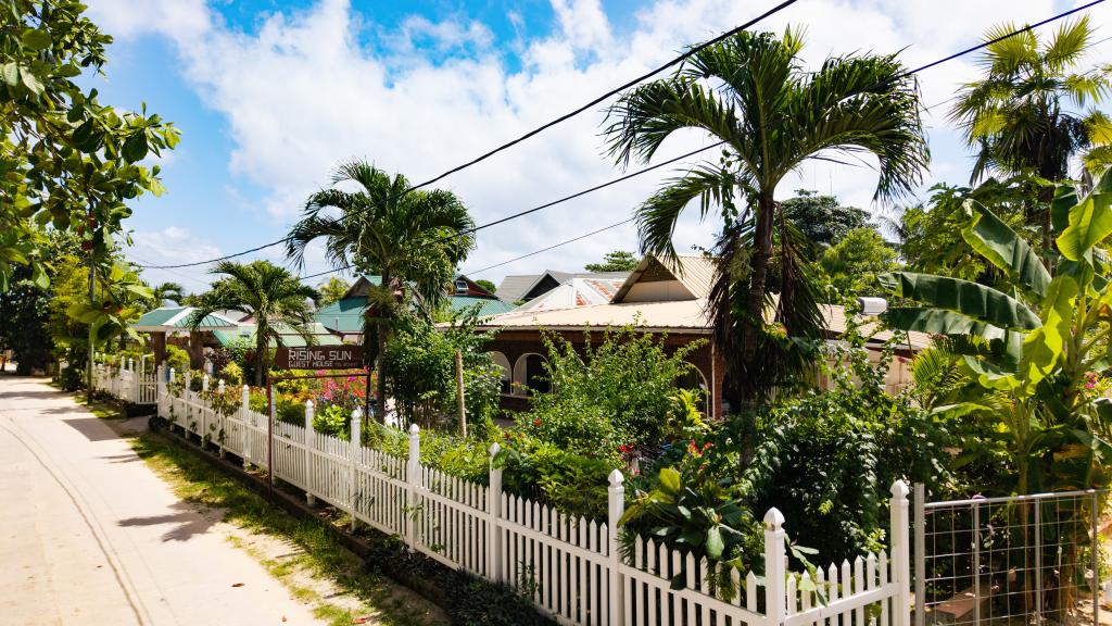 Photo 37: Rising Sun Guesthouse - La Digue (Seychelles)