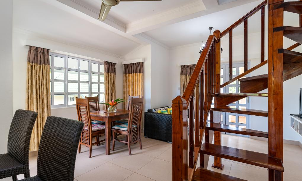 Captain's Villa - 2-Bedroom Suite - Swan