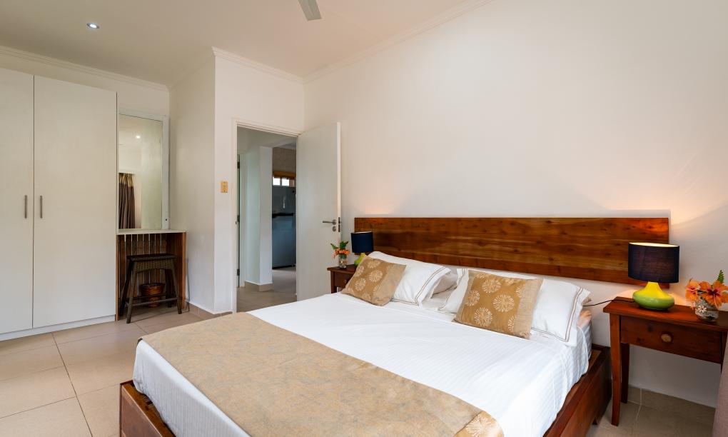 Captain's Villa - 2-Bedroom Suite - Swan