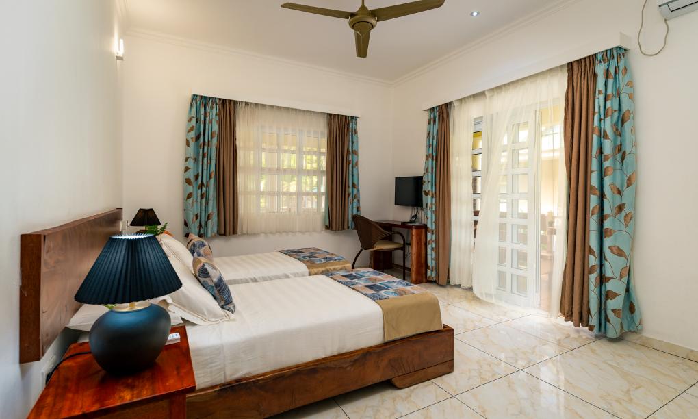 Captain's Villa - Twin Room with Terrace