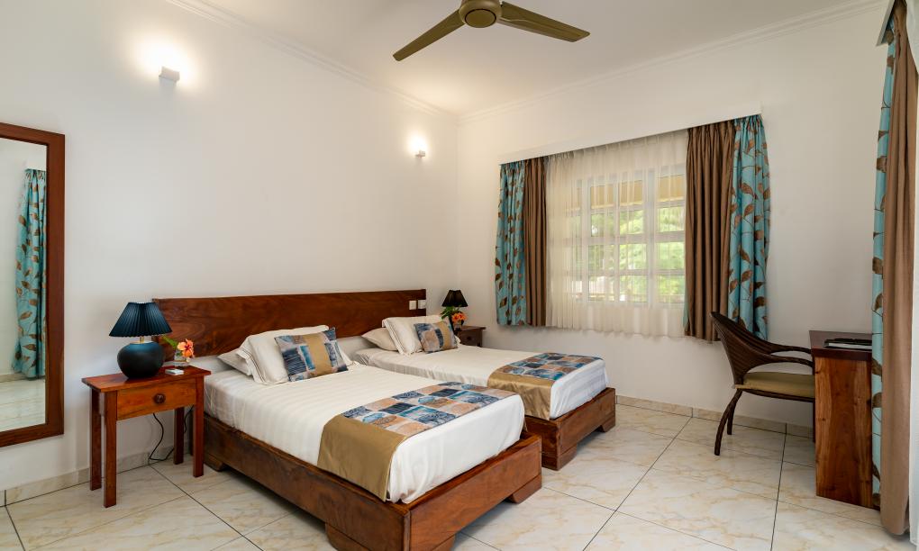 Captain's Villa - Twin Room with Terrace