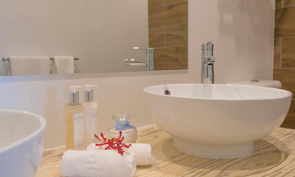 Le Nautique Luxury Beachfront Apartments - Beachfront-Appartement mit 2 Schlafzimmern