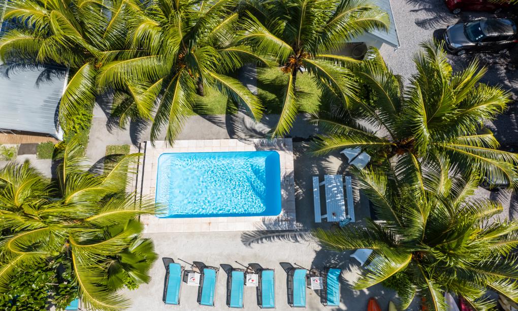 Le Nautique Luxury Beachfront Apartments