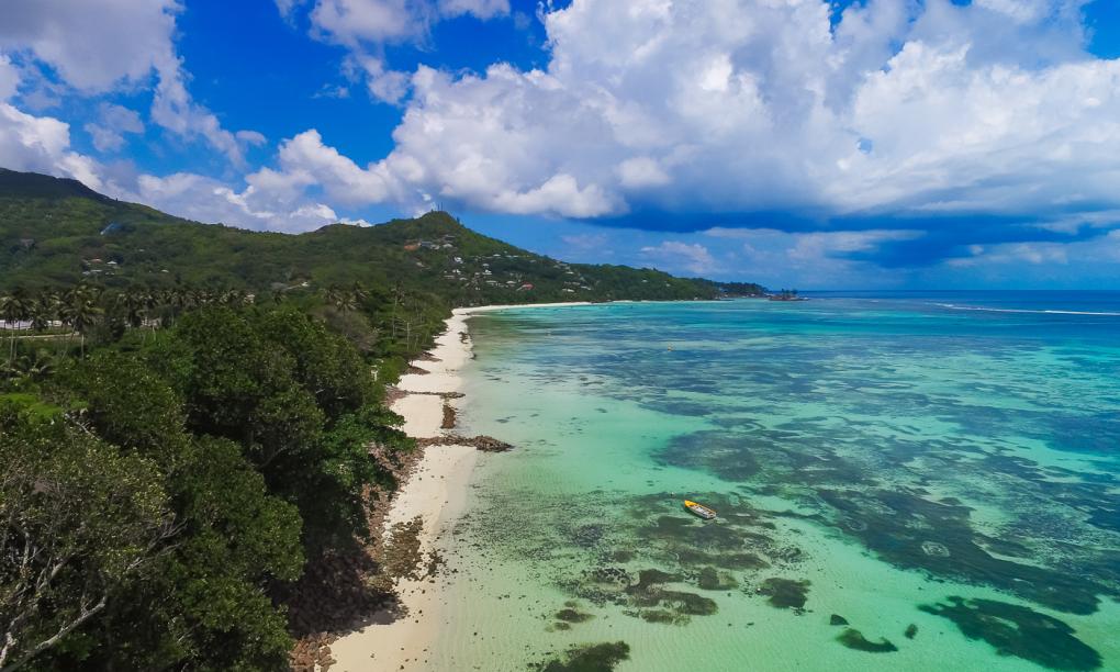 Le Nautique Luxury Beachfront Apartments