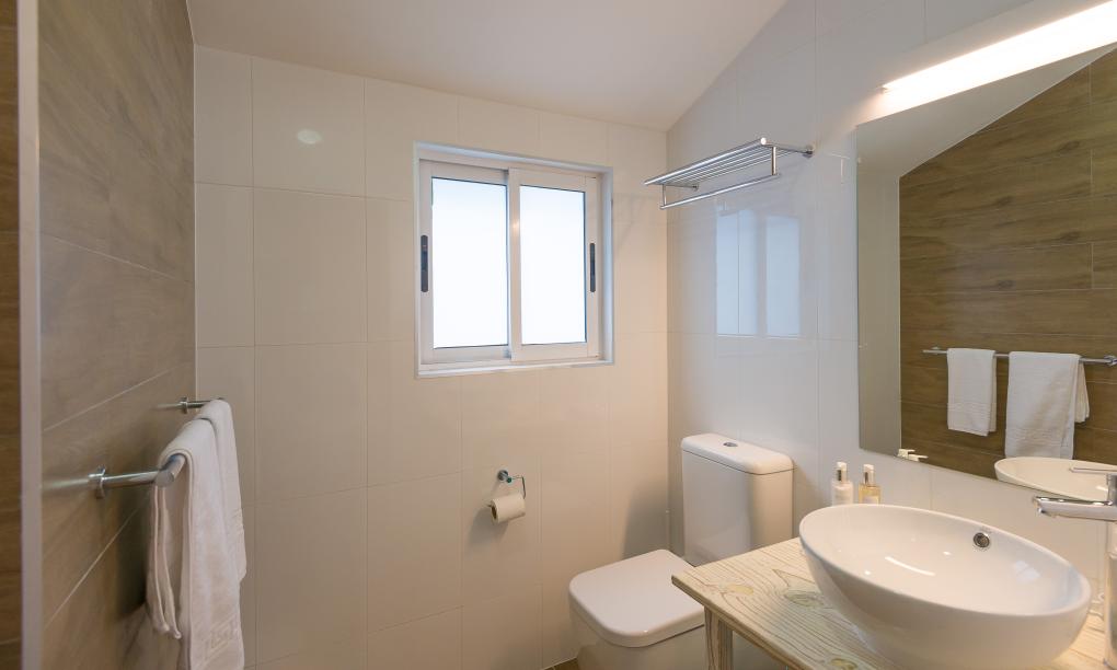 Le Nautique Luxury Beachfront Apartments - Queen Gartenblick-Appartement