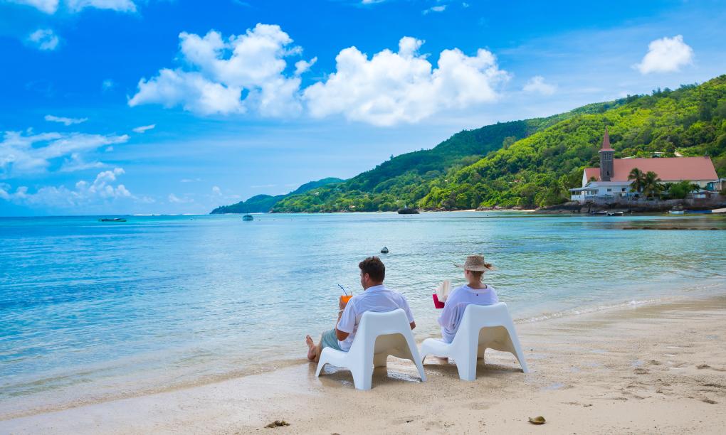 Le Nautique Luxury Beachfront Apartments