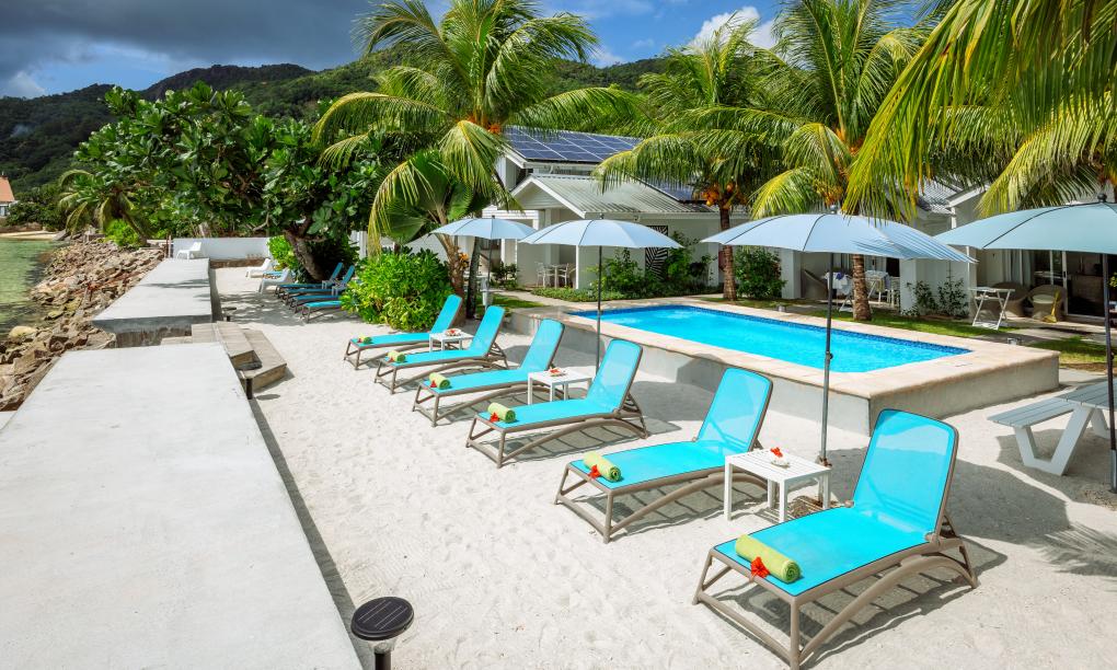 Le Nautique Luxury Beachfront Apartments