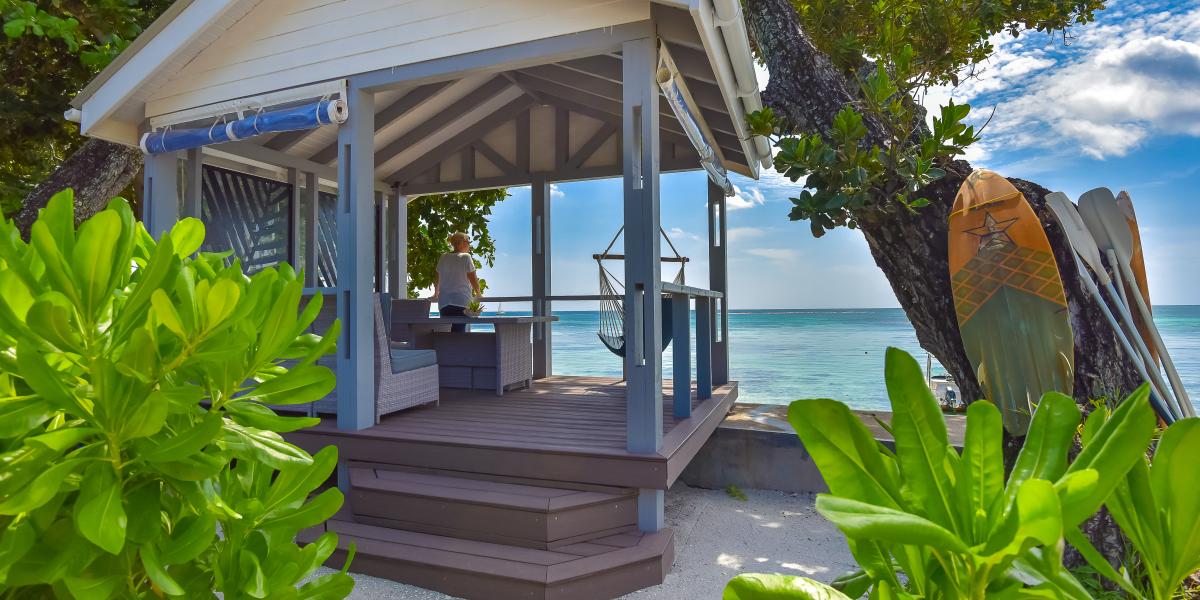 Le Nautique Luxury Beachfront Apartments