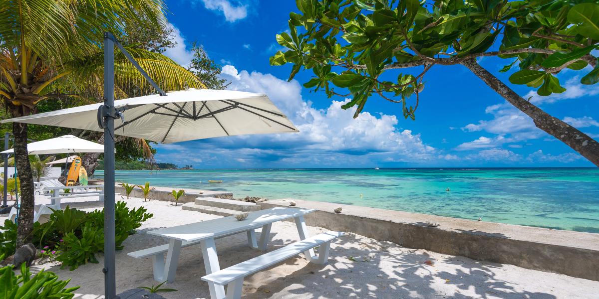 Le Nautique Luxury Beachfront Apartments