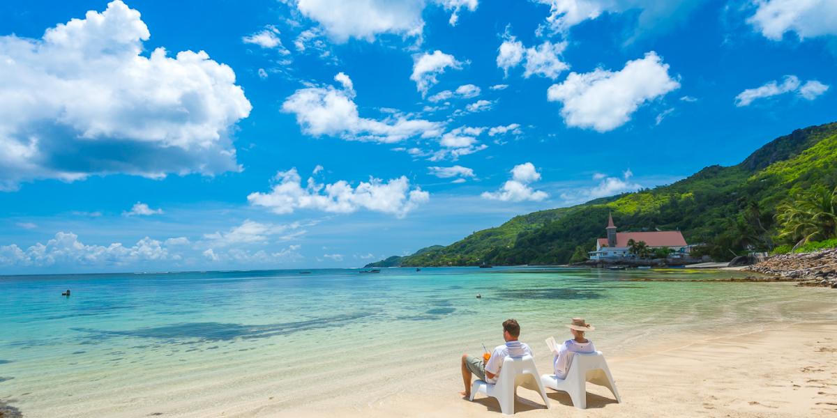 Le Nautique Luxury Beachfront Apartments