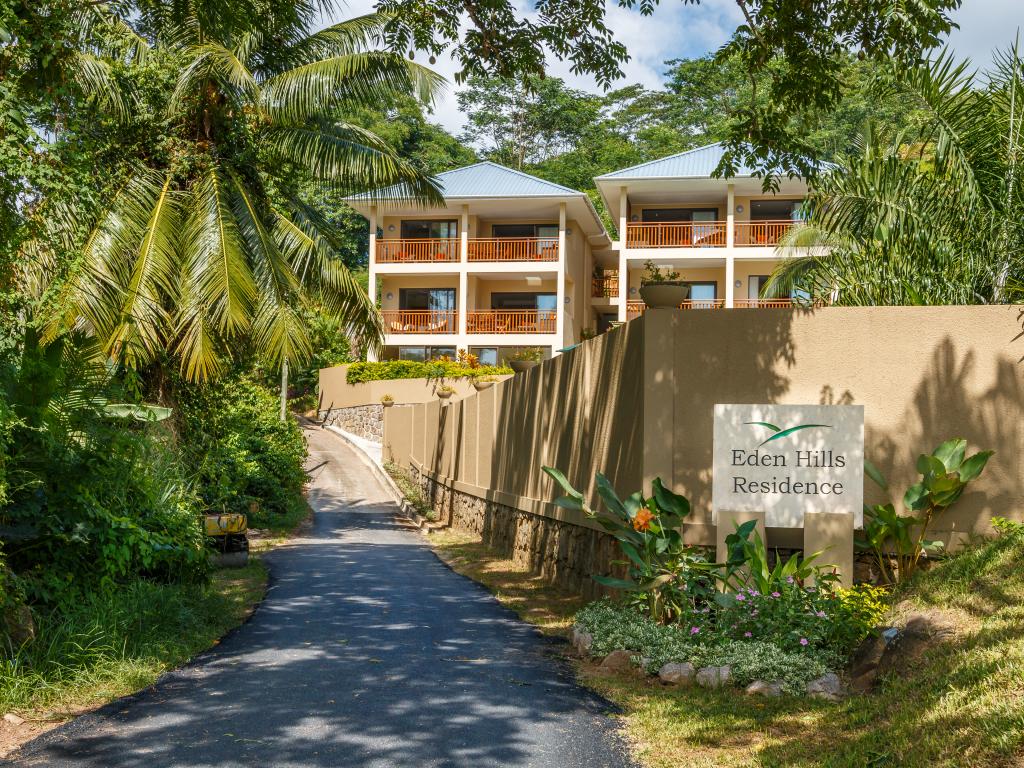 Eden Hills Residence - Photo 2