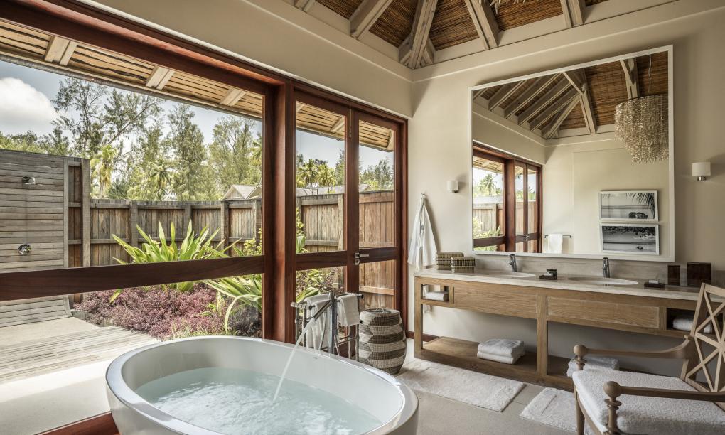 Four Seasons Resort Desroches Island - Beach Pool Villa