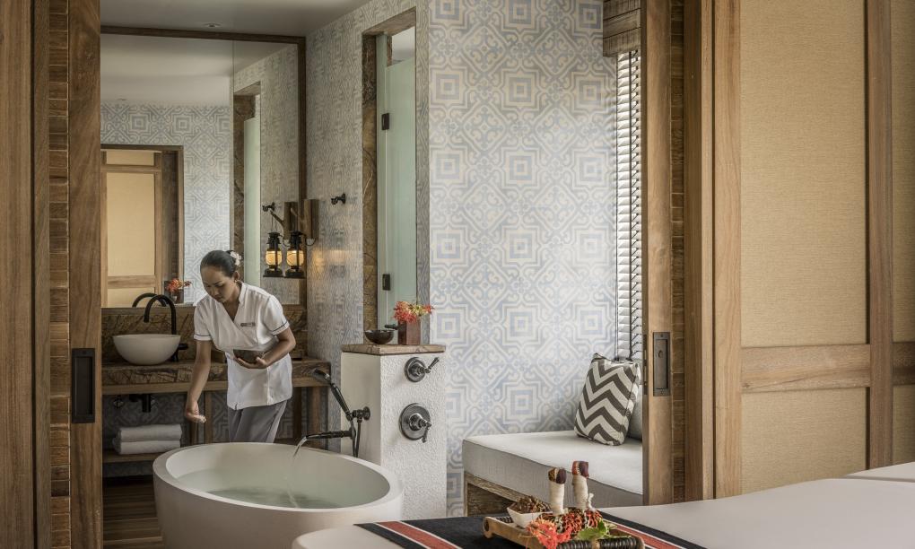 Four Seasons Resort Desroches Island