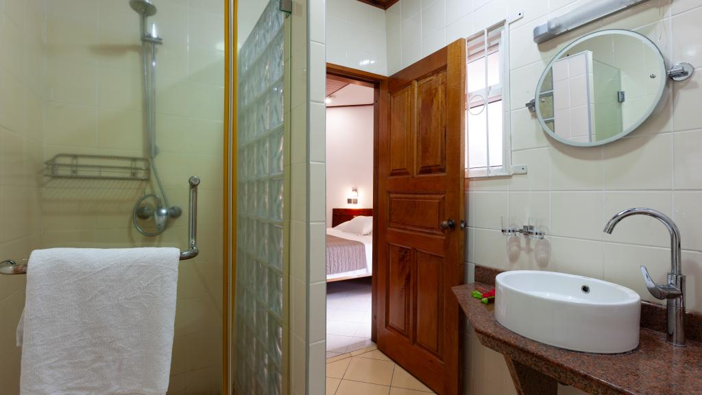 Photo 29: Beach Villa Guesthouse - Praslin (Seychelles)