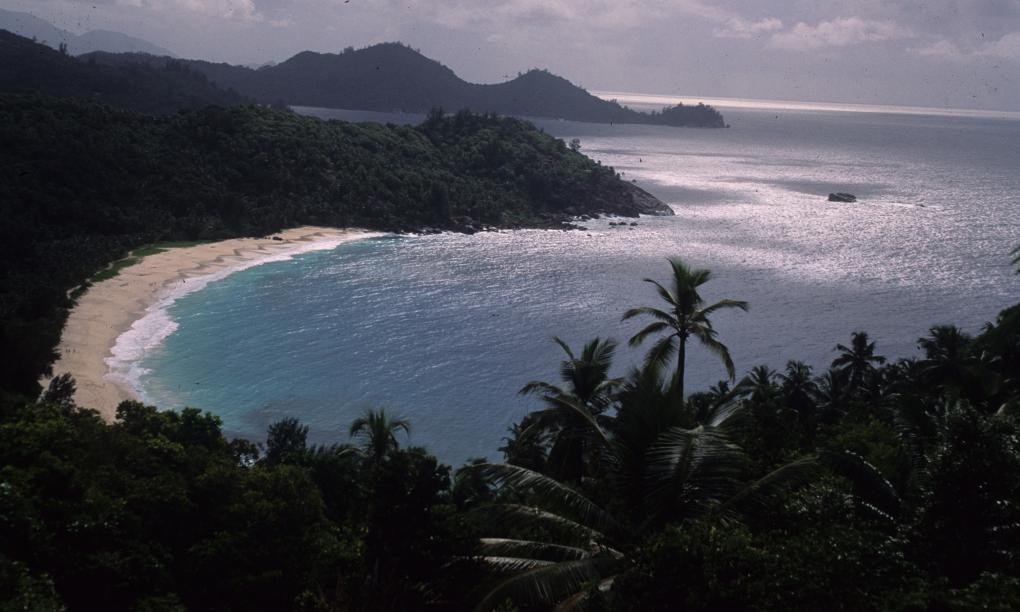 Residence on the Rocks