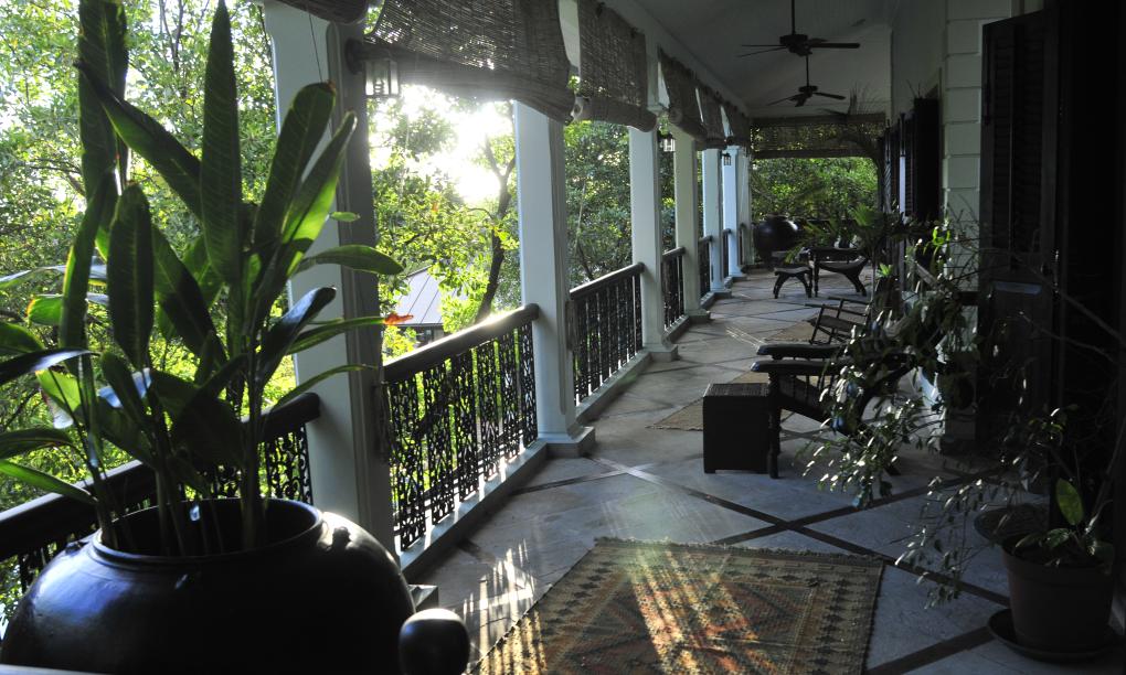 Residence on the Rocks