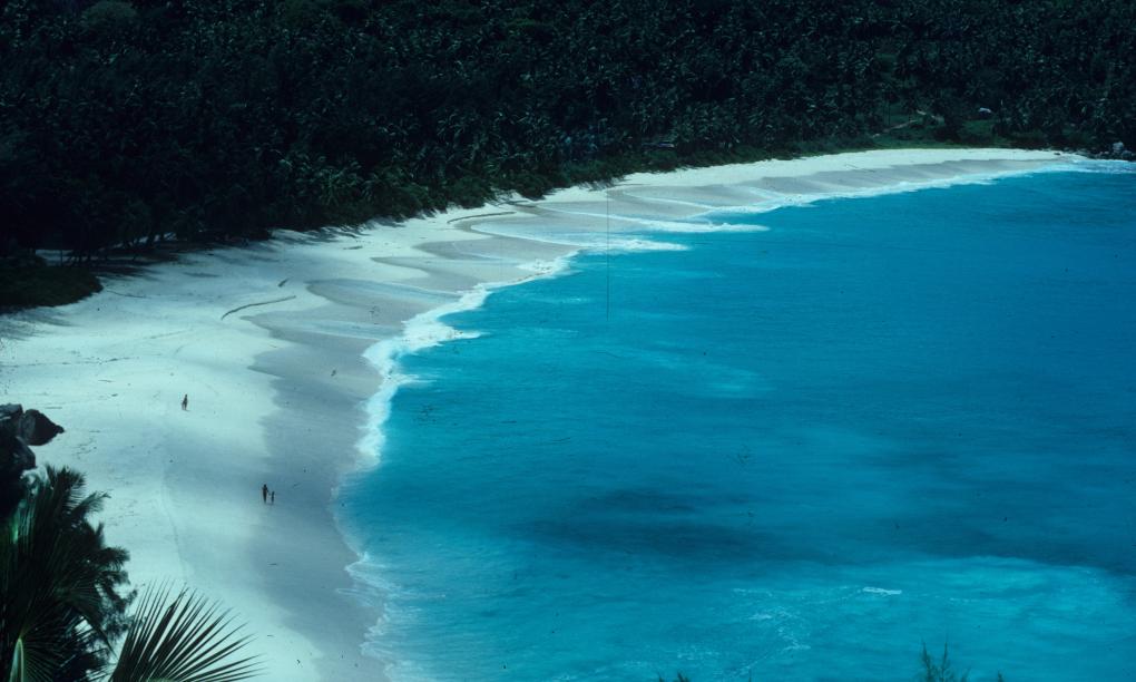 Residence on the Rocks