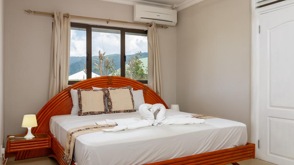 Photo 53: Surf Tropical Villa (Seascape Villa) - Cerf Island (Seychelles)