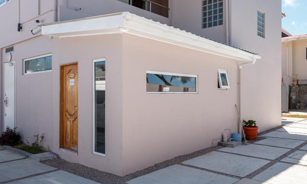 Shanaz Beachside Retreat