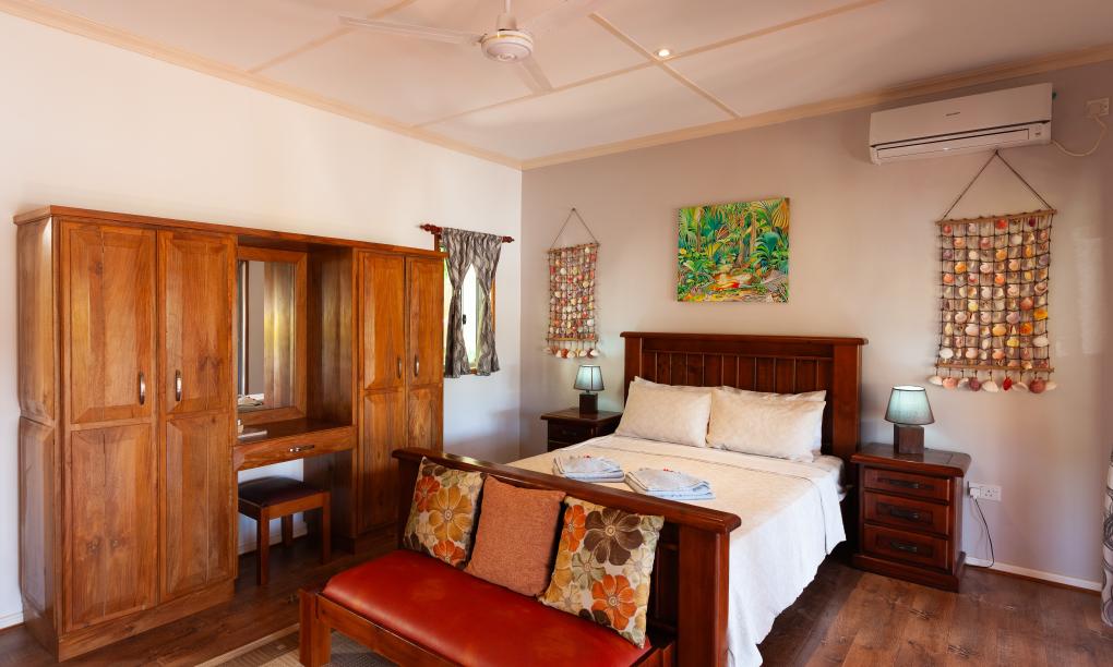 Nid'Aigle Lodge - Villa with Balcony