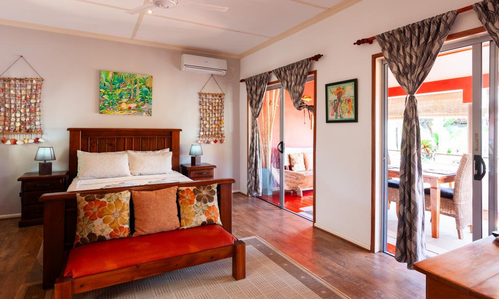 Nid'Aigle Lodge - Villa with Balcony