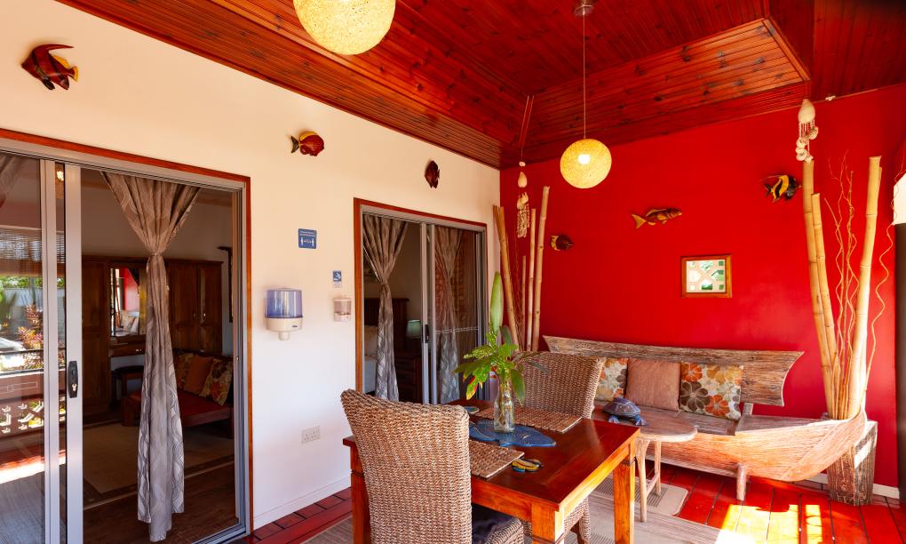 Nid'Aigle Lodge - Villa with Balcony