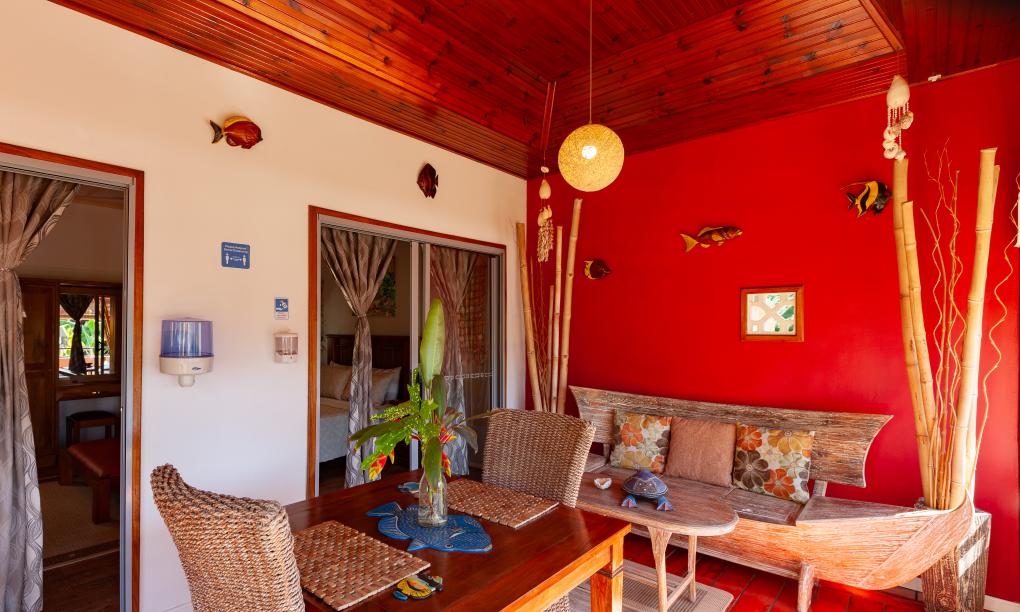 Nid'Aigle Lodge - Villa with Balcony