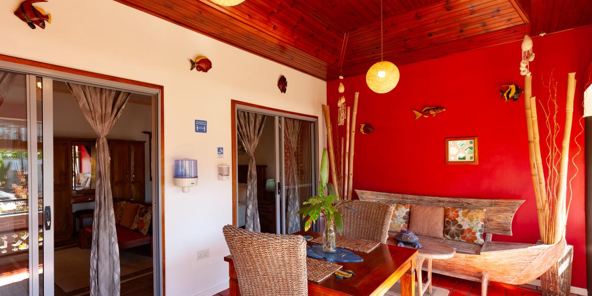 Nid'Aigle Lodge - Villa mit Balkon