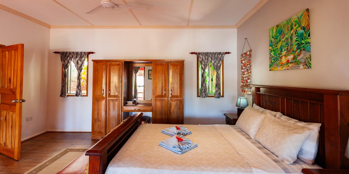 Nid'Aigle Lodge - Villa with Balcony