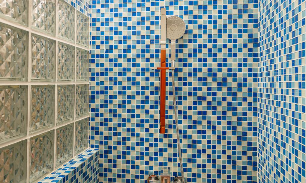 Man-Fiyo - Apartment with Kingsize Bed