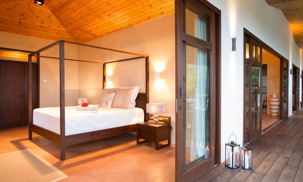 Palm Royal Luxury Villas - Villa Queen