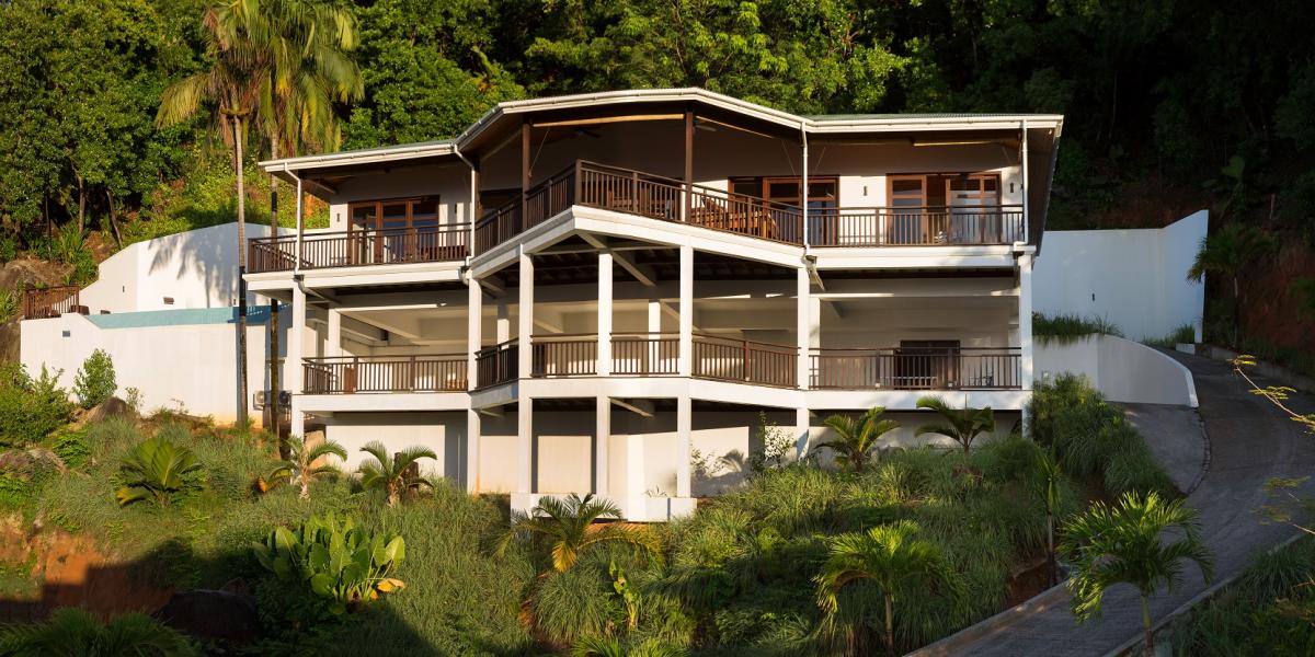 Palm Royal Luxury Villas