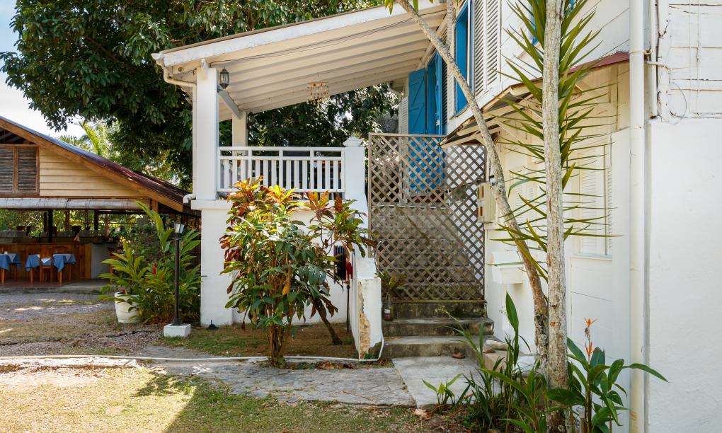 The Beach House (Chateau Martha)