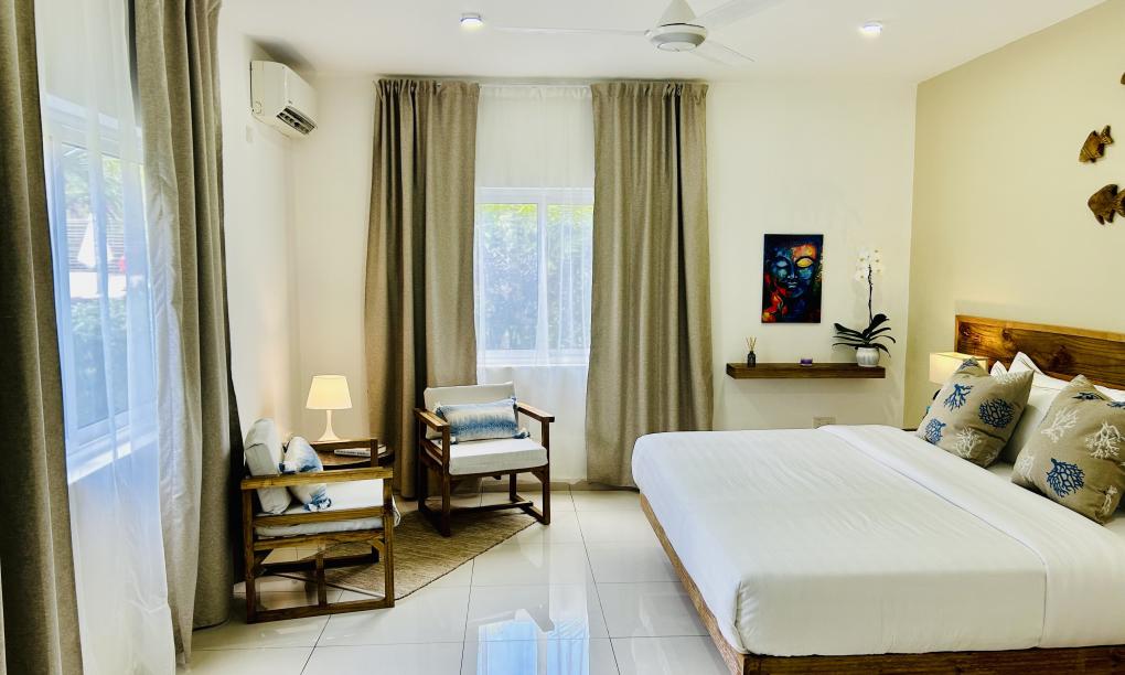 The Seaboards Apartments - 1-Bedroom Superior King Apartment