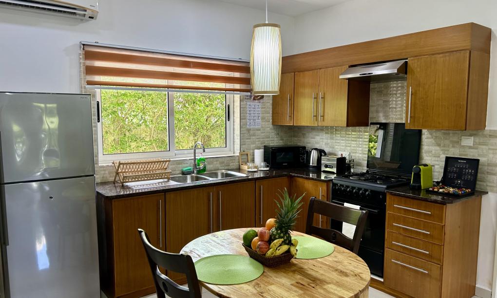 The Seaboards Apartments - 1-Bedroom Superior King Apartment