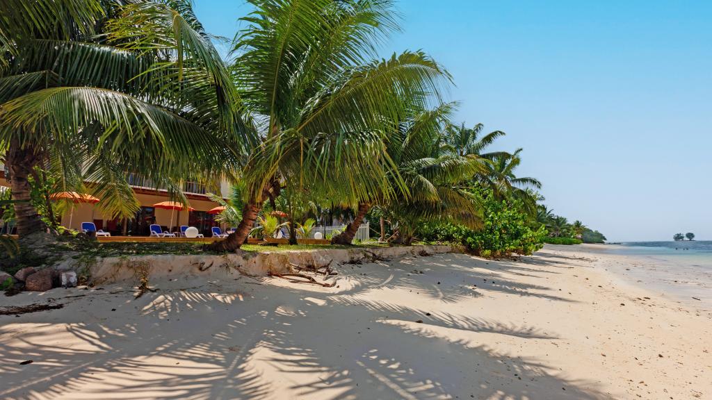 Photo 92: Hyde-Tide Guesthouse - La Digue (Seychelles)